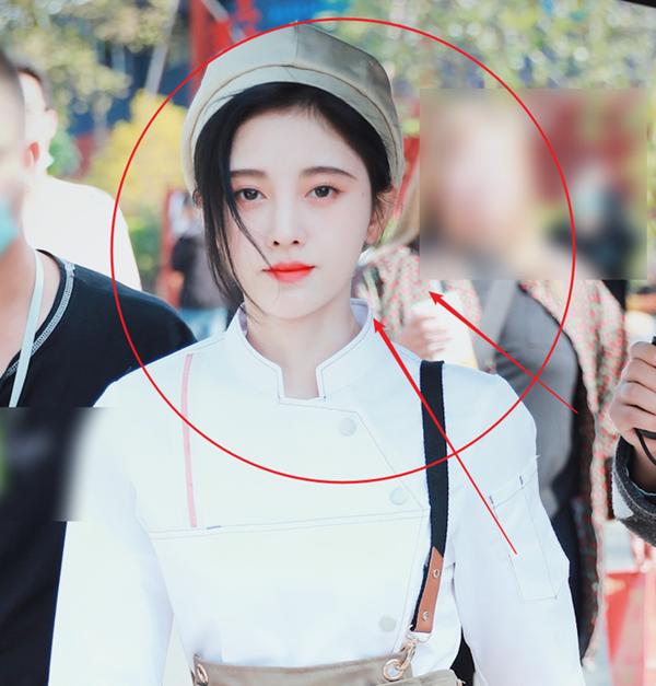 Ơn giời, cuối cùng thánh lố Cúc Tịnh Y cũng chịu makeup nhẹ nhàng đi đóng phim rồi!-3