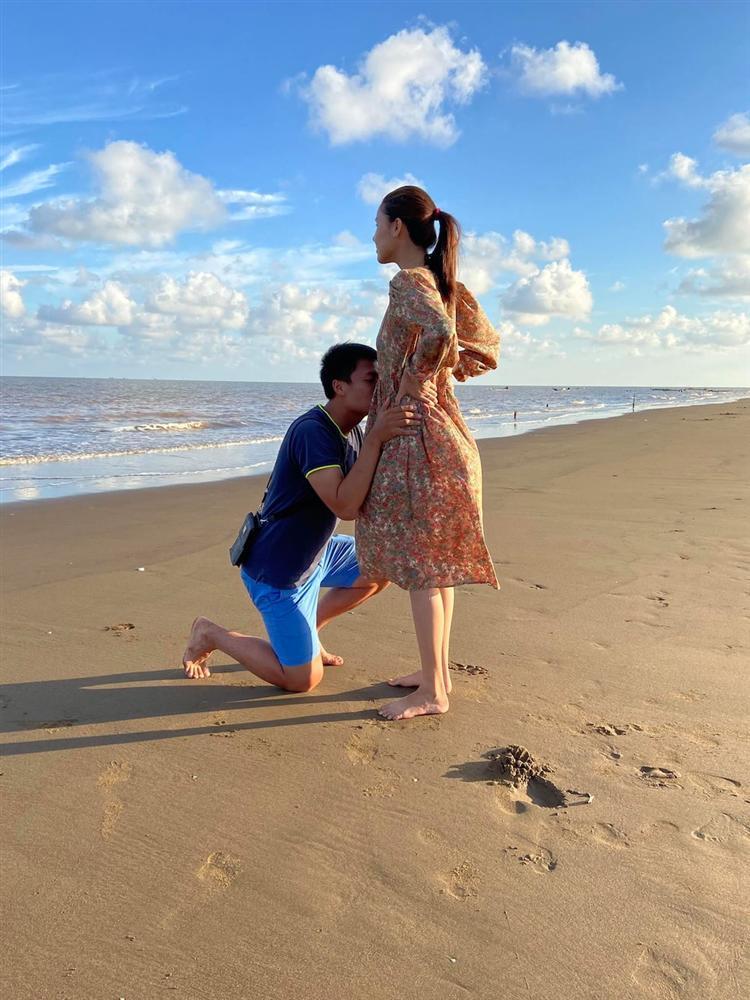 Kỳ Hân vất vả hạ sinh con trai thứ 2 cho Mạc Hồng Quân tại Cộng hòa Czech-1