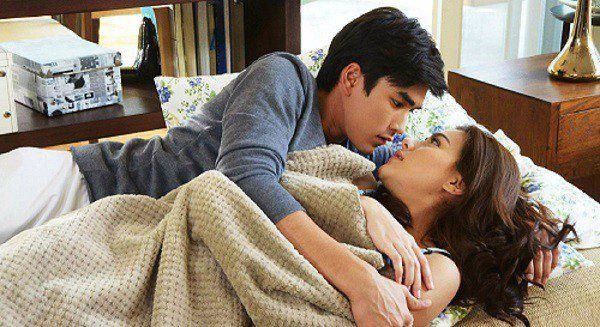 Đêm tân hôn với chồng xong lăn ra ngủ, sáng ra tôi chết đứng nhìn người đàn ông nằm cạnh-2