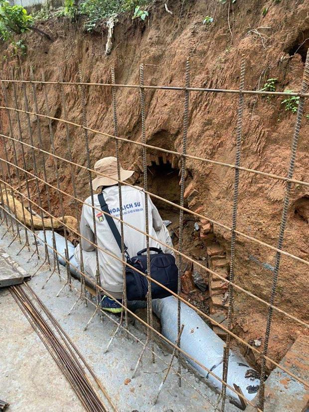 Đào đất làm mương, công nhân Hà Tĩnh phát hiện ngôi mộ cổ 2.000 năm kỳ bí-5