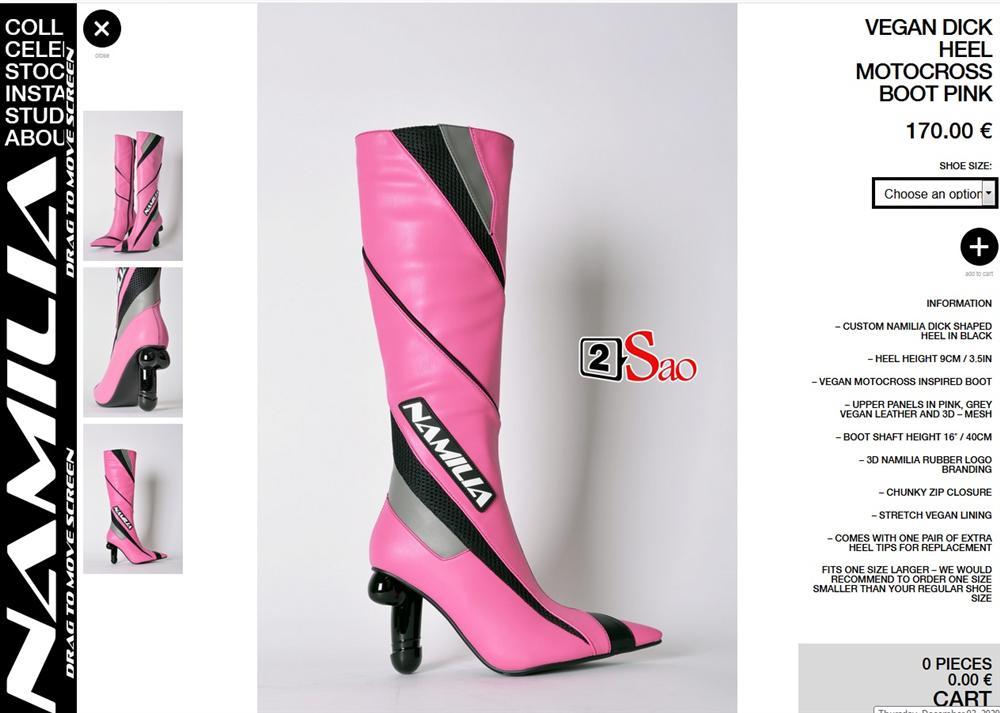 Ngọc Trinh gây choáng khi tậu thêm boots có hình bộ phận sinh dục nam-3