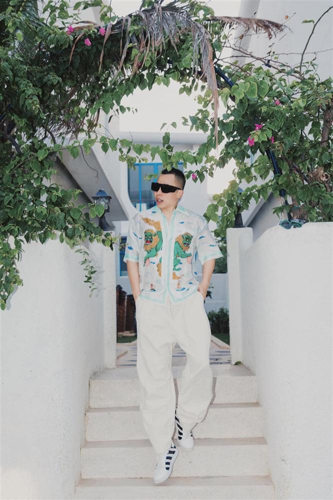 Vũ Khắc Tiệp bị cảnh báo khi dẫn đội quân hùng hậu đi quẩy sinh nhật-2