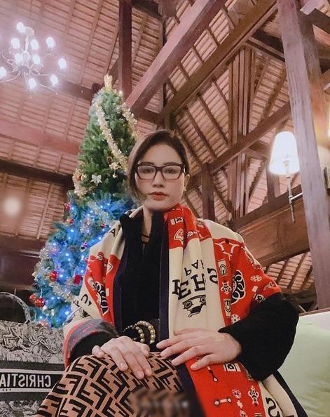 Trang Trần không ngại diện hàng fake, hàng si dù sở hữu nhiều bất động sản tiền tỷ-3