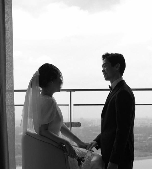 Hé lộ bức ảnh cưới hiếm hoi nhưng cực chất của Công Phượng - Viên Minh-5