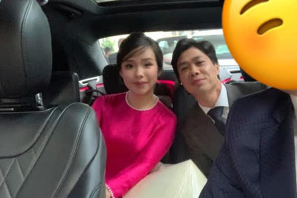 Clip Công Phượng tâm sự mỏng với bà con Đô Lương: Con sợ hát mọi người sẽ bỏ về-5