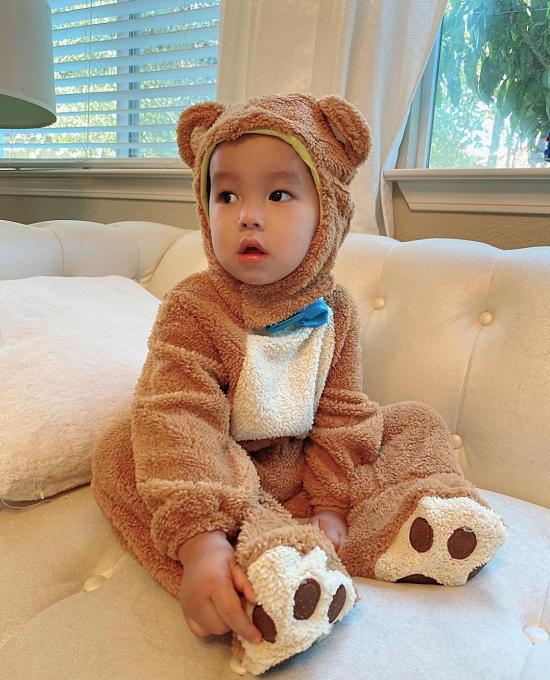 Con trai giống Phạm Hương ở sự tự lập-7