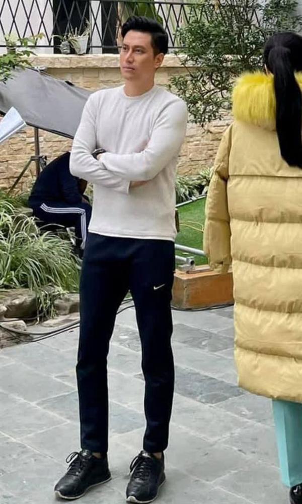 Diện mạo của Việt Anh sau dao kéo gây thất vọng: Nghe Quế Vân xúi dại, nhìn sợ quá-1