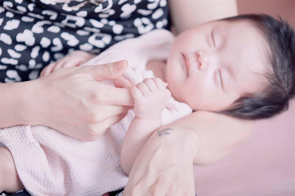 Pha Lê nổi đóa chỉ vì bị nói kiếp đẻ thuê-3