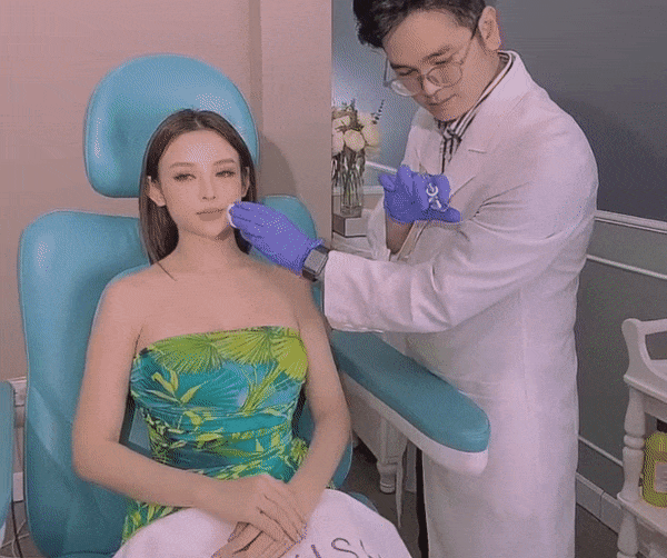 Huyền Baby 2 con mà như gái son, hóa ra là chịu khó mang mặt đi tiêm chích-3