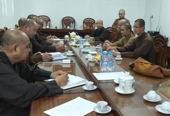 Đại đức Thích Đức Niệm sám hối tam bảo 6 tháng-2