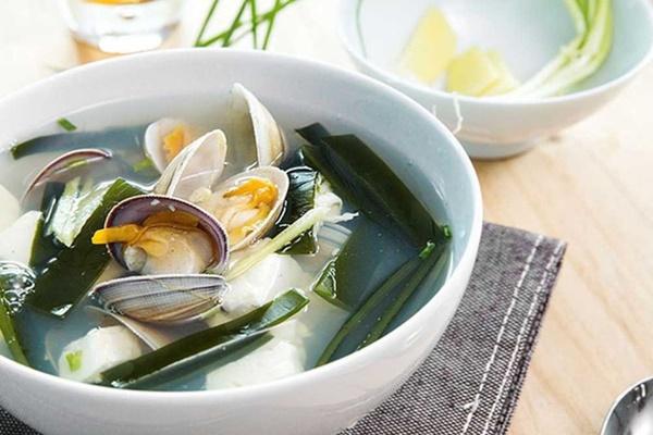 Cho thứ rau này vào nồi canh ngao thì không sợ lạnh bụng-3