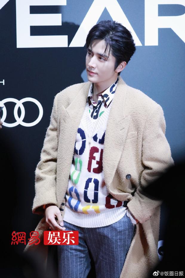 Siêu thảm đỏ GQ 2020: Dương Mịch bị chê lão hóa, Thái Từ Khôn đẹp như đồ họa-7