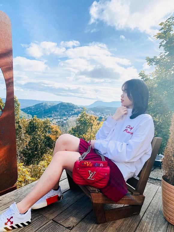 Huỳnh Anh đăng ảnh nhan sắc khác lạ hậu chia tay Quang Hải-1