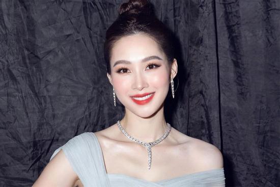 Đặng Thu Thảo tiết lộ hình ảnh 'mẹ bỉm sữa' khi ở nhà khác hẳn dáng vẻ 'thần tiên tỷ tỷ'