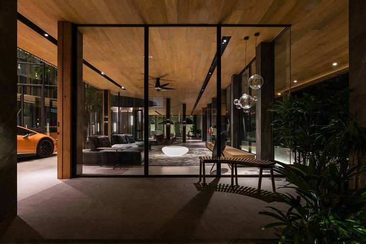 Choáng ngợp biệt thự 1000 m2 chứa cùng lúc 7 chiếc siêu xe của đại gia Sài Gòn-3