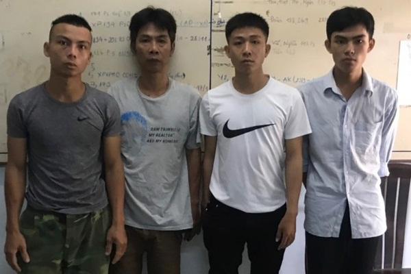 Mâu thuẫn lúc dự tiệc cưới ở An Giang, nhóm người từ Bình Dương bị rượt chém náo loạn-3