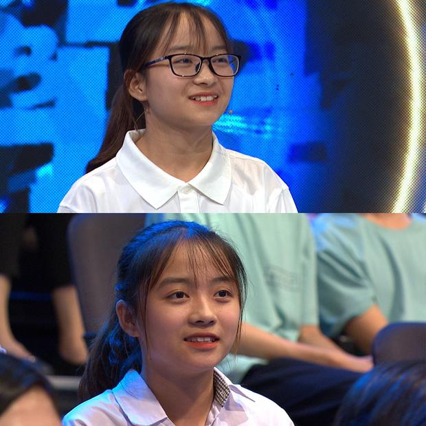 Cặp chị em song sinh chiếm spotlight Olympia vì đã xinh lại còn học đỉnh-1