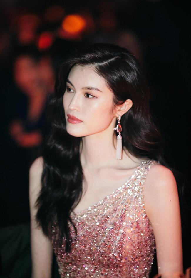 Vừa bị lên án ánh sáng dìm hàng nghệ sĩ, BTC GQ nhá hàng khoảnh khắc đẹp dàn mỹ nhân Hoa ngữ đẹp ná thở-7