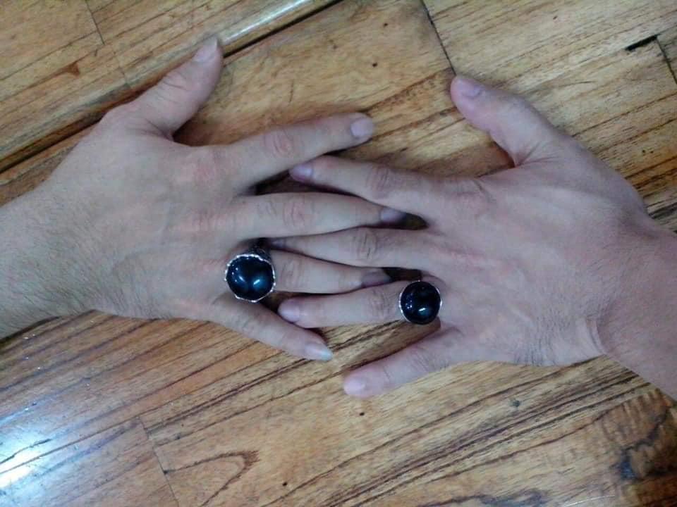 Sau sự cố phòng uyên ương, Xuân Bắc - Tự Long bất ngờ đeo nhẫn đôi ngón áp út-2