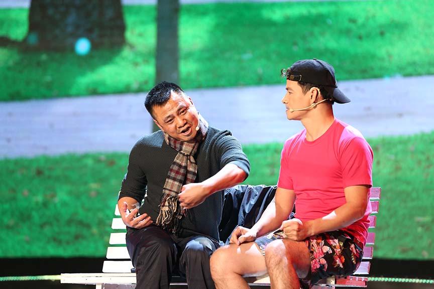 Sau sự cố phòng uyên ương, Xuân Bắc - Tự Long bất ngờ đeo nhẫn đôi ngón áp út-9