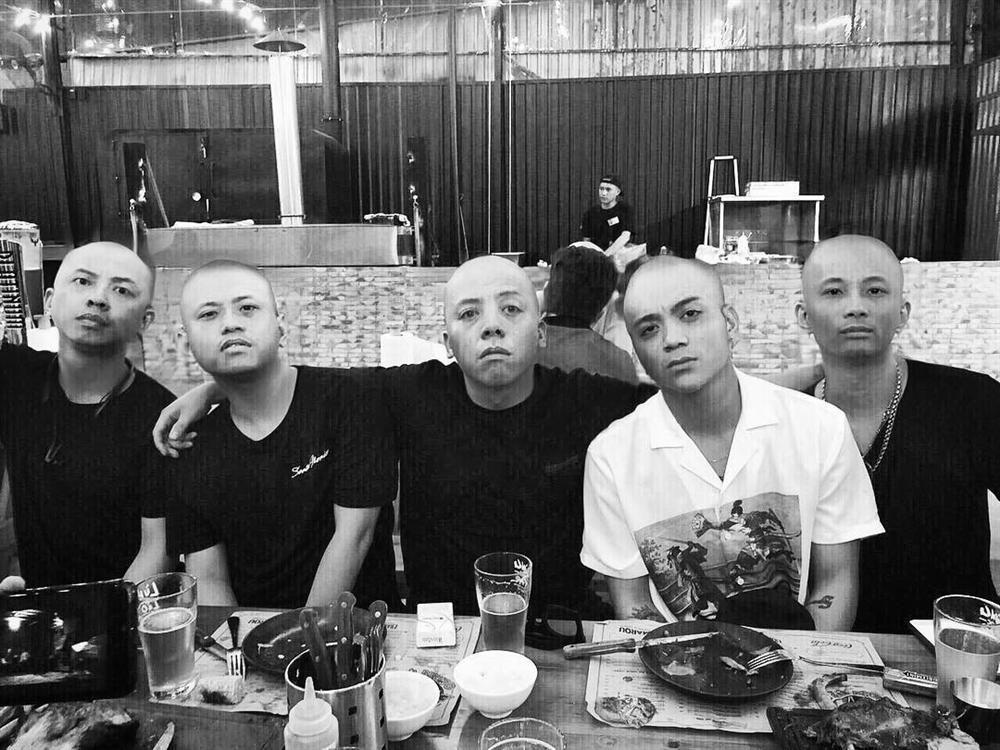 Chồng Tóc Tiên gây hoang mang vì quá giống chồng Việt Hương-8