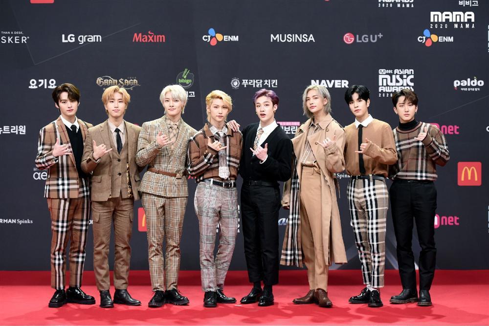 Siêu thảm đỏ MAMA 2020: Song Joong Ki lịch lãm, NCT gây choáng với 23 thành viên-8