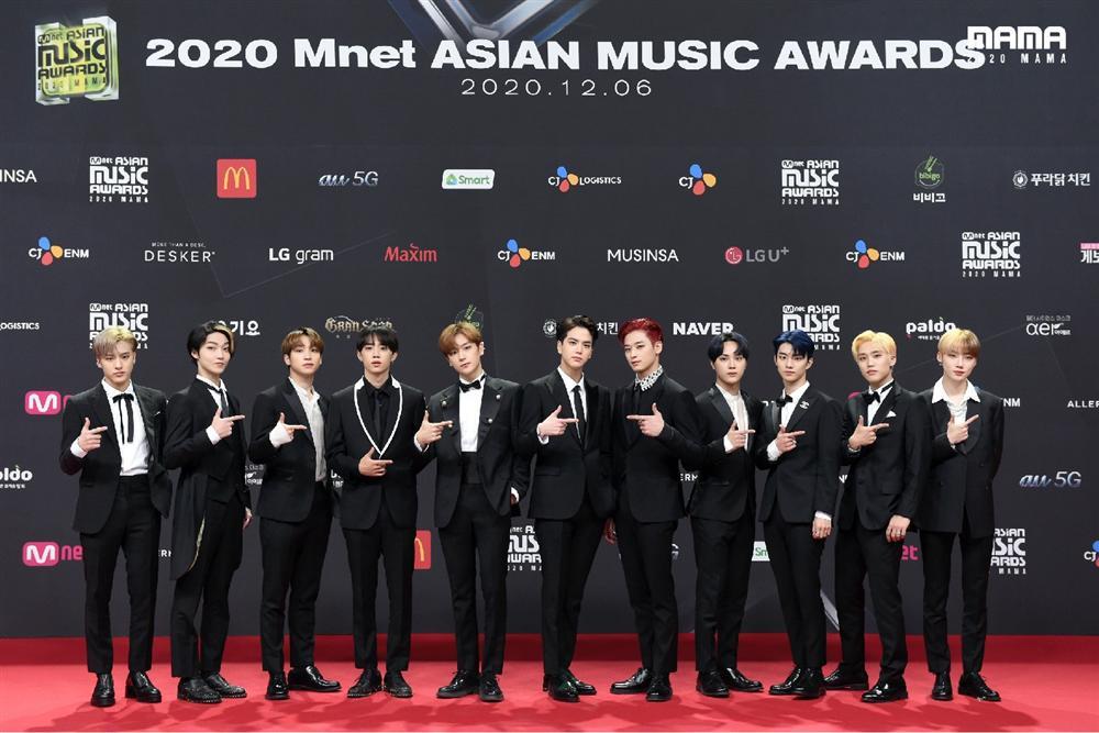 Siêu thảm đỏ MAMA 2020: Song Joong Ki lịch lãm, NCT gây choáng với 23 thành viên-10