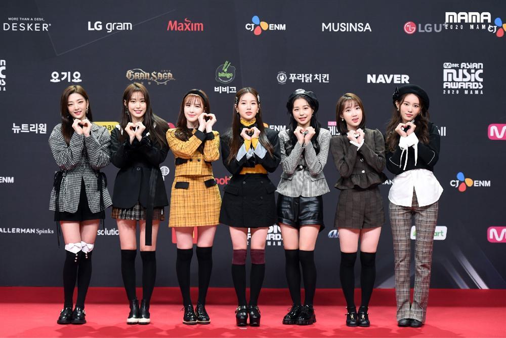 Siêu thảm đỏ MAMA 2020: Song Joong Ki lịch lãm, NCT gây choáng với 23 thành viên-17