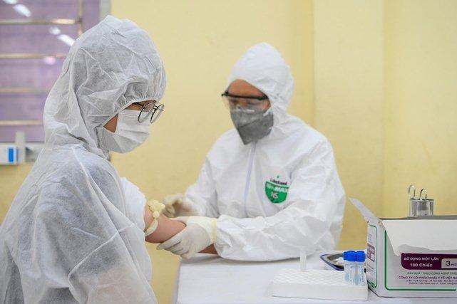 Vì sao độ tuổi được xét nghiệm HIV tự nguyện giảm xuống đủ 15 tuổi?-2