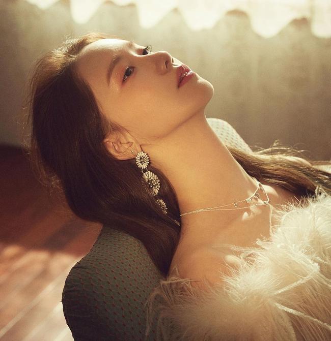 Khi đứng trước gương, nếu phụ nữ nhìn thấy 3 điều này hiển hiện thì hãy nhanh chóng xem xét lại cuộc hôn nhân-2