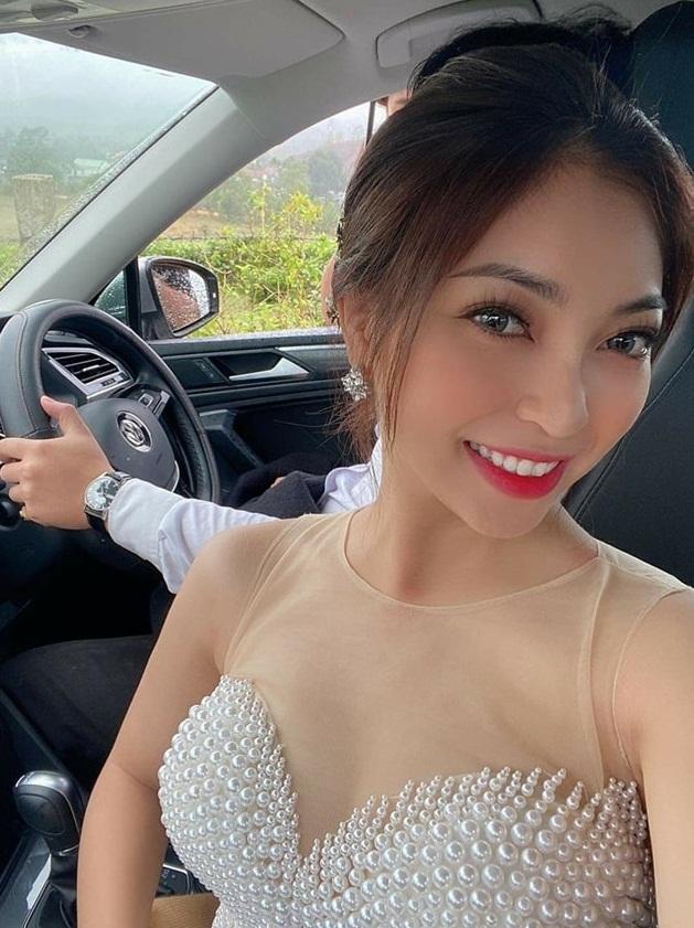 Động thái mới nhất của Nhật Lê củng cố tin đồn theo chồng bỏ cuộc chơi-2