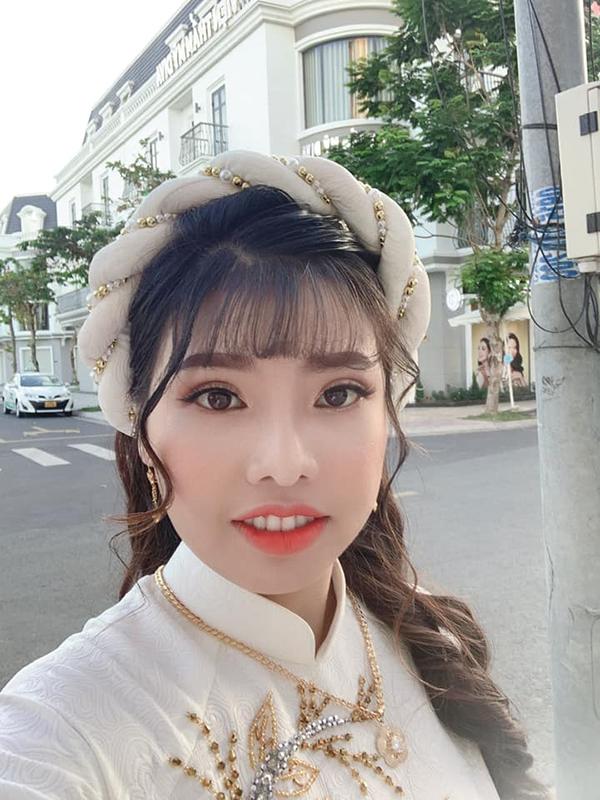 Thị Nở Quách Phượng lên xe hoa lần 2, nhan sắc sau 3 năm dao kéo gây bất ngờ-2