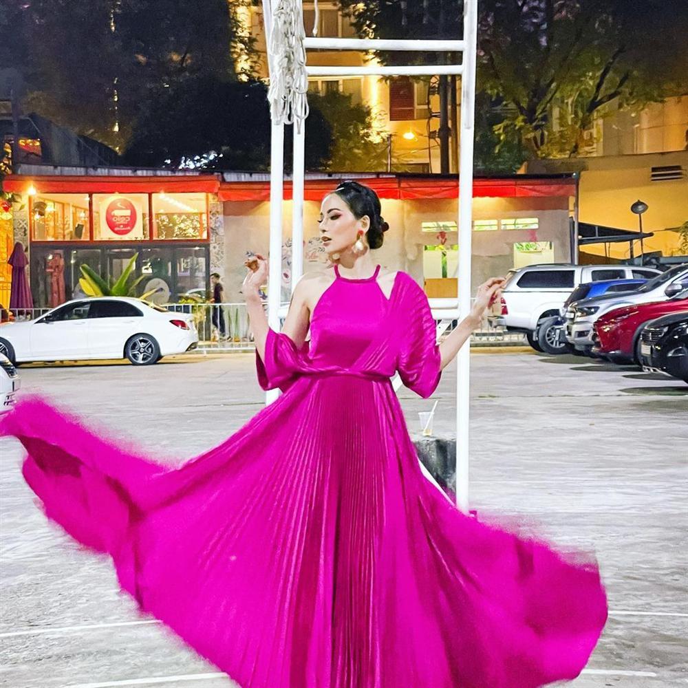 Diễm Hương thử lửa với tạo dáng Hương Giang: Xuất thần hay fail toàn tập?-4