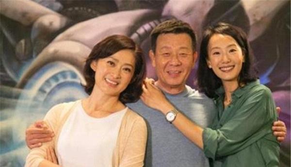 Sao nam cưới hai vợ, người sống lầu trên kẻ ở lầu dưới vẫn hạnh phúc viên mãn-4