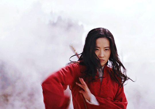 Lưu Diệc Phi: Mỹ nhân tụt dốc cả nhan sắc lẫn sự nghiệp trong năm 2020-2