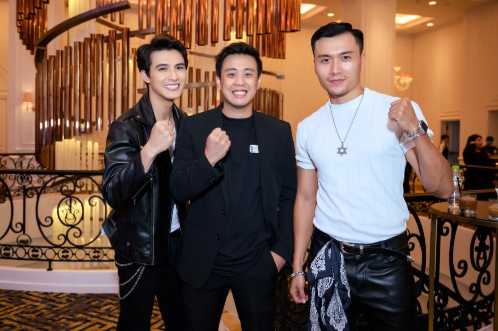 Lý do Karen Nguyễn mua trà đào mỗi ngày cho Hoàng Yến Chibi khi đóng phim chung-6