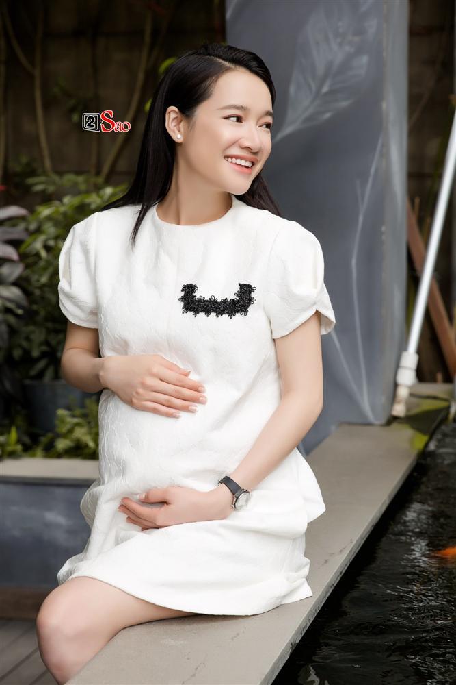 Hình ảnh cực hiếm lúc mang thai của Nhã Phương-1