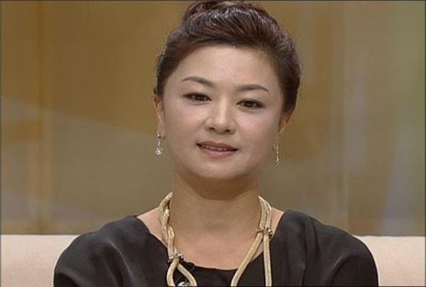 4 Nàng Công Chúa Nổi Tiếng: Kẻ điêu đứng vì có clip nóng, người lấy chồng trắc trở hệt phim-7