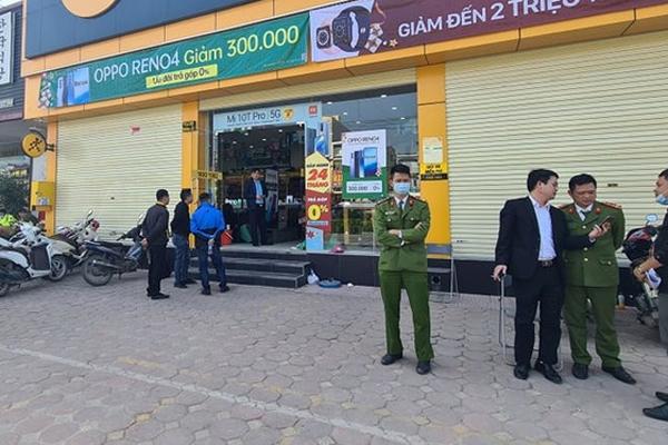 Cướp đâm gục bảo vệ Thế giới Di động-1