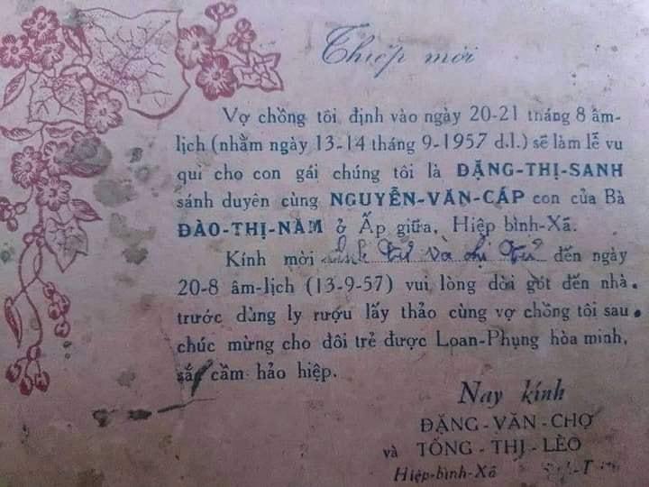 Lục được thiệp cưới thời ông bà những năm trước 1960, dân tình thi nhau khoe như báu vật-1