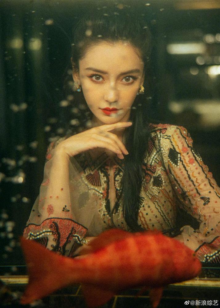 Angela Baby đọ sắc con dâu vua sòng bạc-2