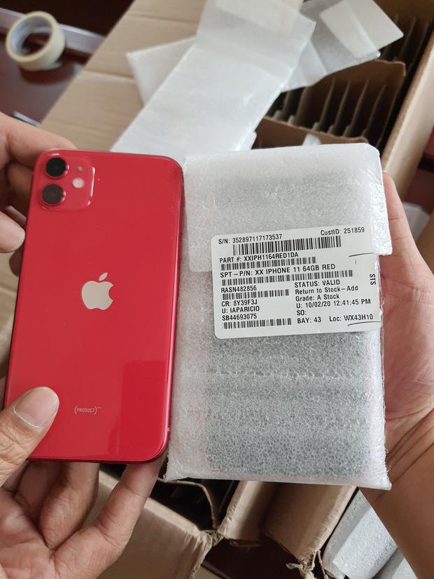 Thu giữ gần 1.000 chiếc điện thoại iPhone nhập lậu qua đường hàng không-2