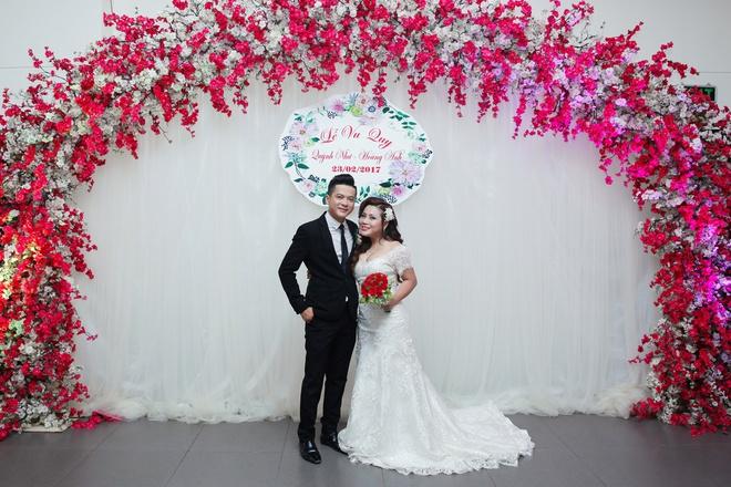 Hùng Thuận khuyên Hoàng Anh bớt buồn, ai ngờ biến mình thành con mồi MXH-11