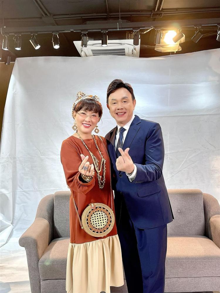 Hình ảnh cuối cùng của Chí Tài trên phim trường: Khỏe mạnh, vui đùa với mọi người-2