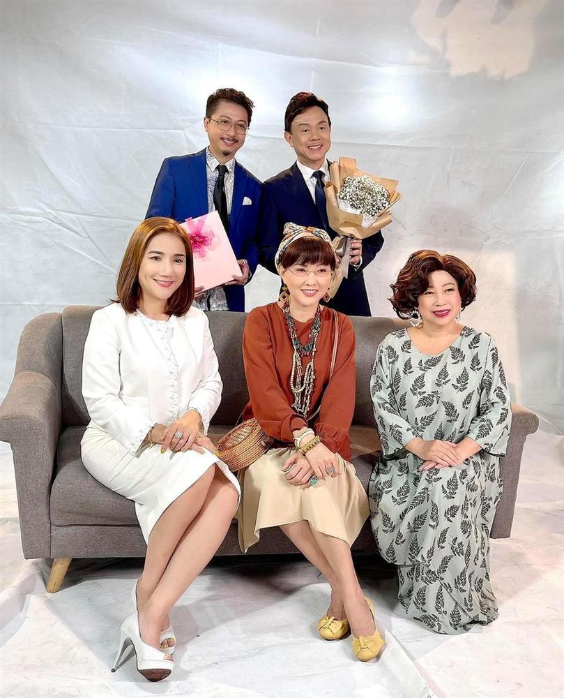 Hình ảnh cuối cùng của Chí Tài trên phim trường: Khỏe mạnh, vui đùa với mọi người-3