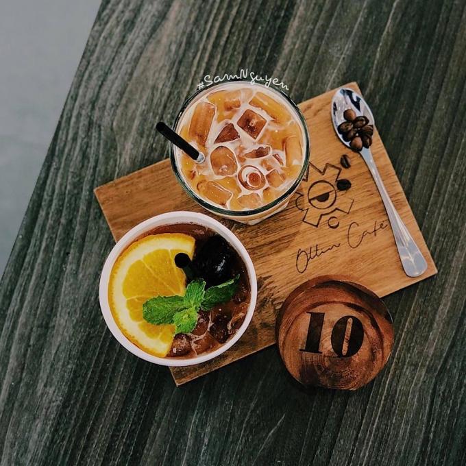 4 quán cafe tone trắng đen ở Sài Gòn, chỉ cần tạo dáng là có ngay ảnh đẹp-10