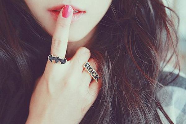 Tử vi thứ Sáu ngày 11/12/2020 của 12 con giáp: Tý cẩn thận thị phi giáng xuống-6