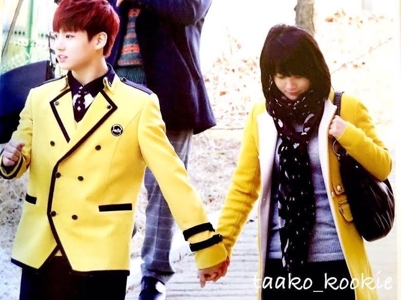 Khoảnh khắc ngọt ngào giữa BTS và những người họ yêu thương nhất đời-10