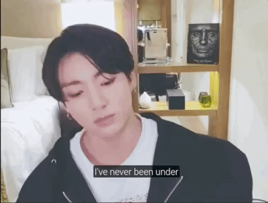 Khoảnh khắc ngọt ngào giữa BTS và những người họ yêu thương nhất đời-12