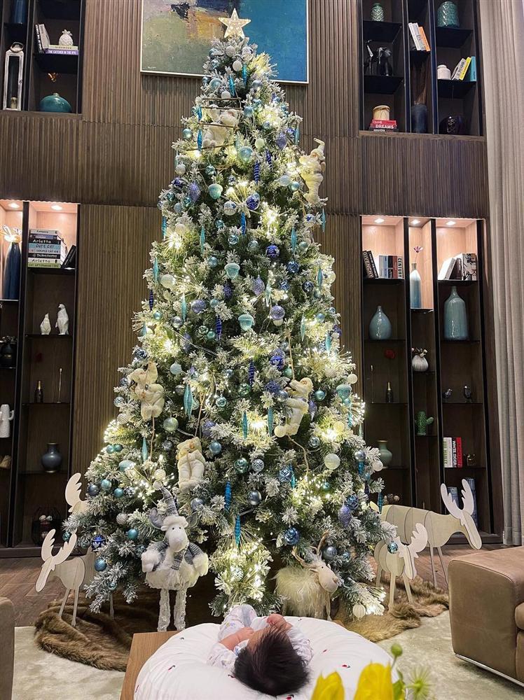 Con gái Cường Đô La lớn phổng phao, mái tóc tự nhiên cực ngầu-4